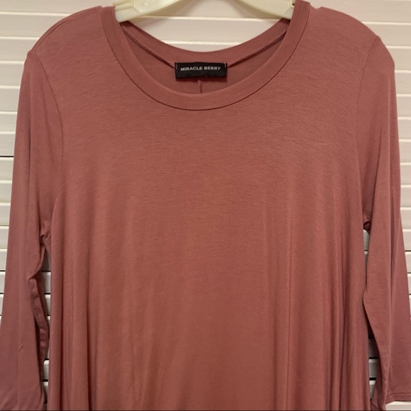 Miracle Berry boutique tunic - Picture 3 of 9